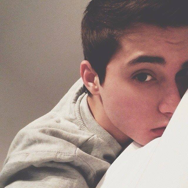 Enamorado de la mujer mas bella de este mundo, hermano de una loquita ilove @jeannachristina y italiano a cuore 3