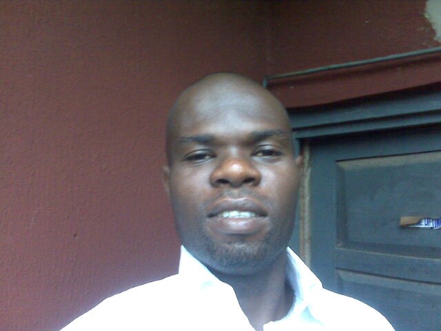 Am a gentleman who is always of positive mind in all I do.
