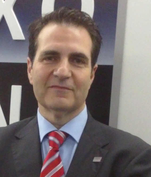 Seasoned Trader, +25 years in Investment Banking in Europe, now in a new and exciting challenge in Chile. My tweets are personal opinions.