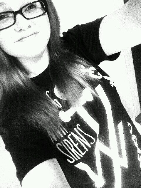 hii!! i love both Imagine Dragon, and One Direction:D