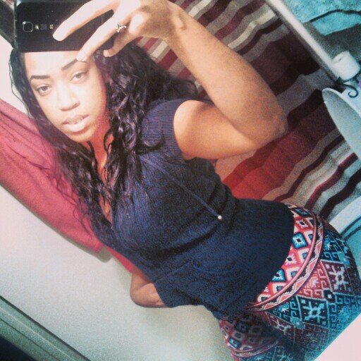 24 yrs yung // I do hair.. Weaves, braids, color, dreads..ALSO... ive done promo modeling, along wit promo work #Idothis #allthetimefine