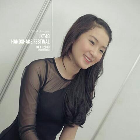 Official Account Fans @Octi_JKT48 ..
si penyuka boneka monyet dan kata orang ketawaku unik, aku Octi.!!!