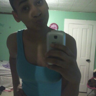 Profile Picture of Nichole Hodges (@daira_hodges) on Twitter