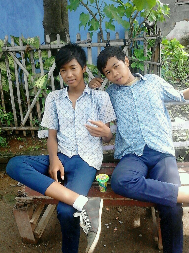 Cinta gw cuma untuk peri'lecilL unyu'shella