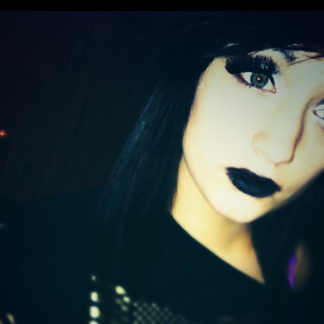 irefuse_to's profile picture. Im in love with mayday^.^
I ten