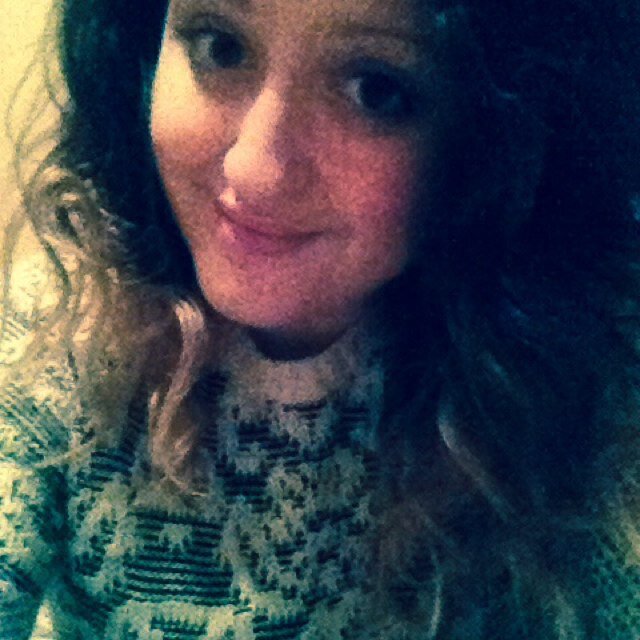 Just a Typical welsh girl, big fan of rugby!Also the Vamps