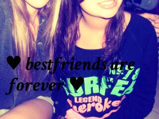 ♥Mayday parade ♥ tonight alive ♥ we are the in crowd ♥  pierce the veil ♥ the script ♥ fall out boy♥