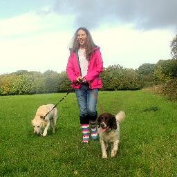 professional dog walker & pet sitter, known as aunty ali to the animals I look after :) BSC in animal management, previously worked for battersea. love my job!