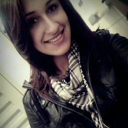 Sou cristã e curto rock! Me seguiu? @sigodevolta u.u @Timbeta