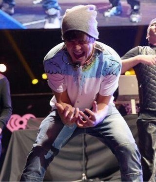 Mahomie4life | I ❤ Austin | |2/4|robert,jake,cameron,grandad,dave,becky g,Midnight Red,Austin and Aunt Lisa follow!|
