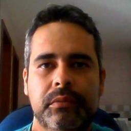 Sou um analista que procura ser um programador