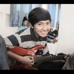 Nama Lengkap : Reza Septiawan
Ttl : Surabaya, 19 September 1997
Sekolah : 22 shs 
Alamat : Wonokitri
Kota : City Of Heroes