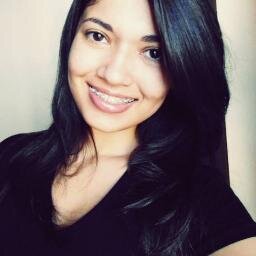 Sou simplesmente uma pessoa que vive a vida intensamente!