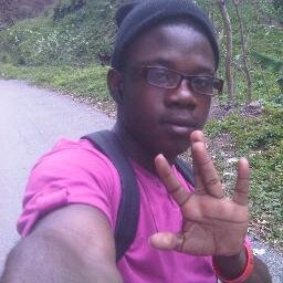 Am a fun loving guy that loves to socialize