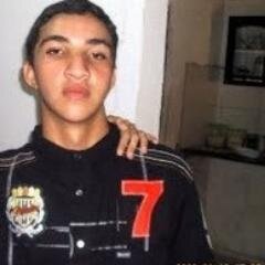 Amar é amar o proxomo ser  dedicar ao probres pode ter o dinheiro que tiver que oje em dia emtenh mais Sempre Fui um Anjo Para o Proximo amén