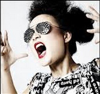 anikee20's profile picture. Keep walking~I am selling clothes, shoes,handbags,if you are interested in it,please click my shop's link and have a look! Facebook:https://t.co/V8uOBGuxgW