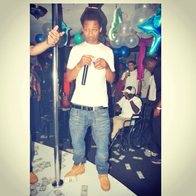 For Bookings Staystrap134@gmail.com