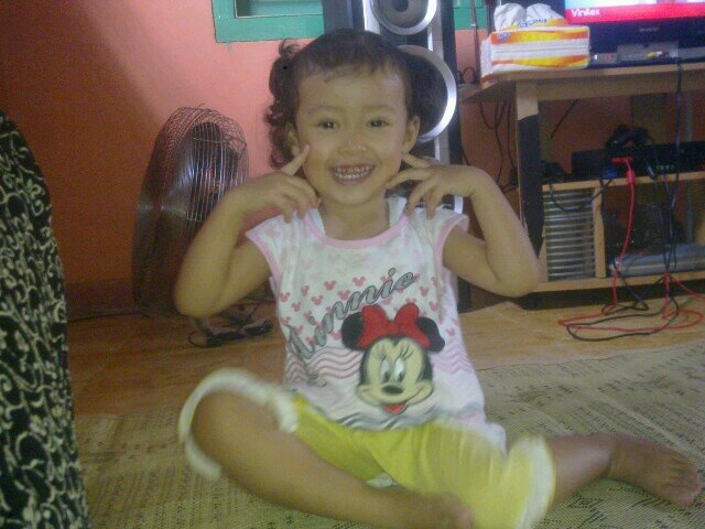 ocyptw's profile picture. ♡ Smile could be a simple way for you to enjoying life :*