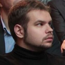 Либертарианец, спартаковец, админ