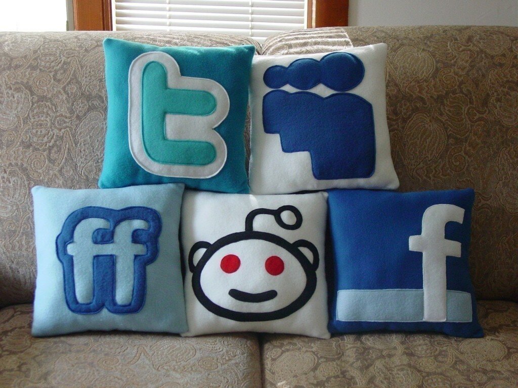 Will you be interested to increase thousands of fans on your page to make it more popular? 
We can help you on that, like us on http://t.co/nnMySp3ucM