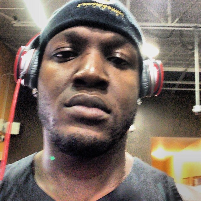 Mr_FitBody's profile picture. Taking whatever life throws at me and working with it, my passion is fitness and nutrition #TeamFitBody, for any other inquiries DM me