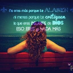 Prefiero ser la princesa sola & no la tonta que espera en tu fila ...♥ :*