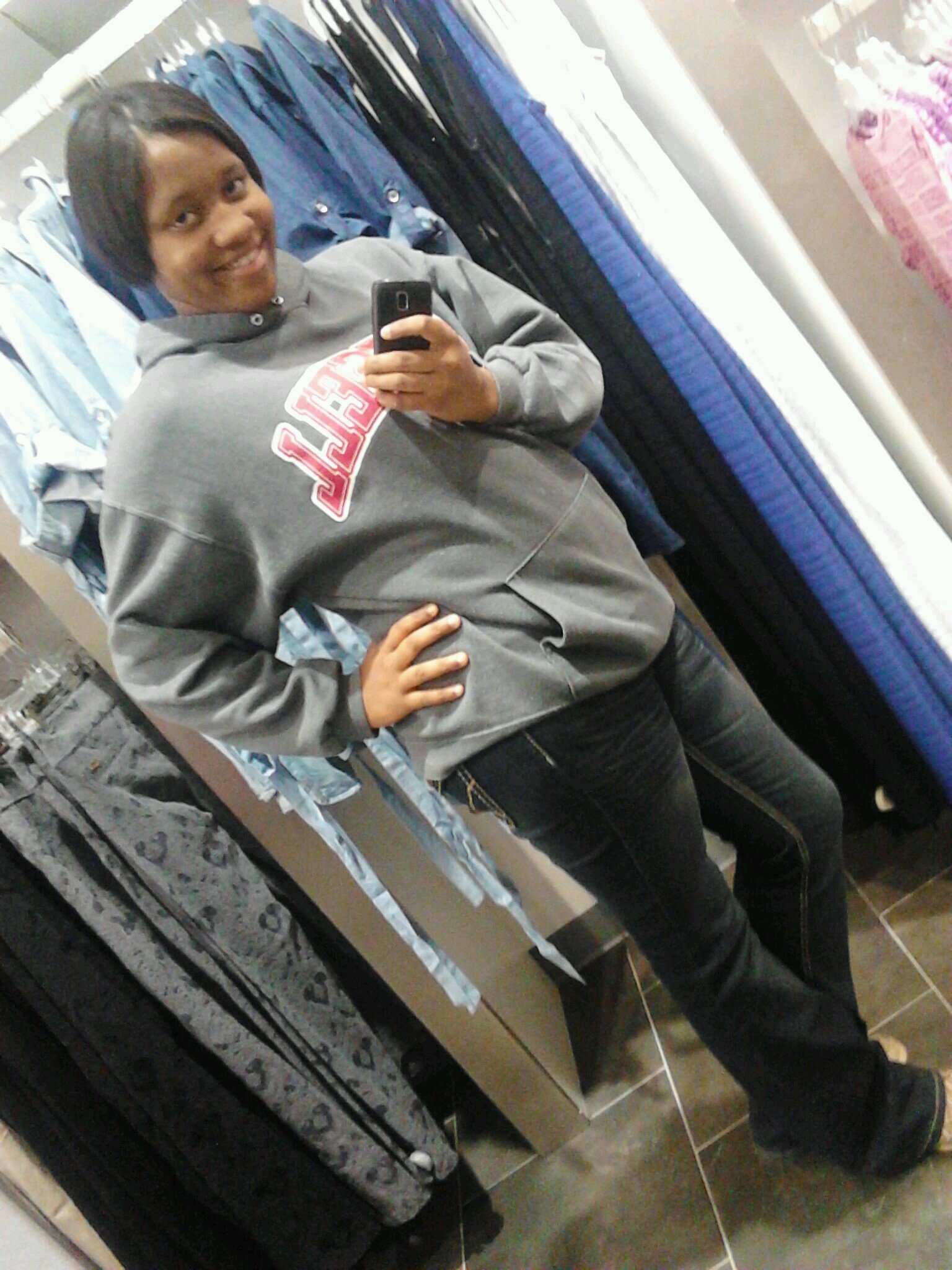 , Féb 3 my dayy ! That instaa @_febb3