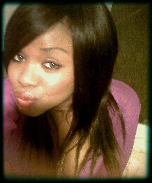 Zulu girl  ♥ parties have fun with my friends ♡ Miguel ♡ chris brown ♥ donald ♡ justin beiber ♡ drake♥ Wits University almost graduate. aspiring presenter