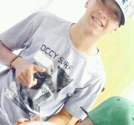 FATO : SEM DEUS NAU SAMOS NADA ! :3 3