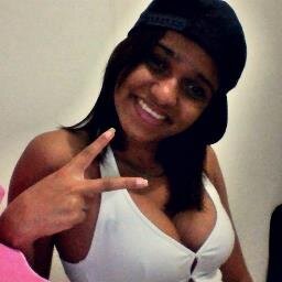 Casada , Taurina , Ciumenta , Mulata , ei prazer essa sou eu (: