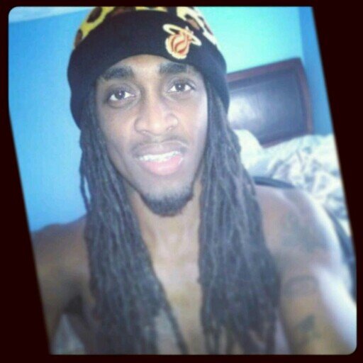 IG dastreetboi   FB Street Campbell 100,000 plus views on Youtube Booking &Features Desmond.campbell34@yahoo.com