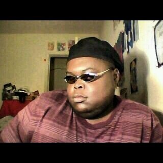 Kik me bigteddyb IG me derric.a