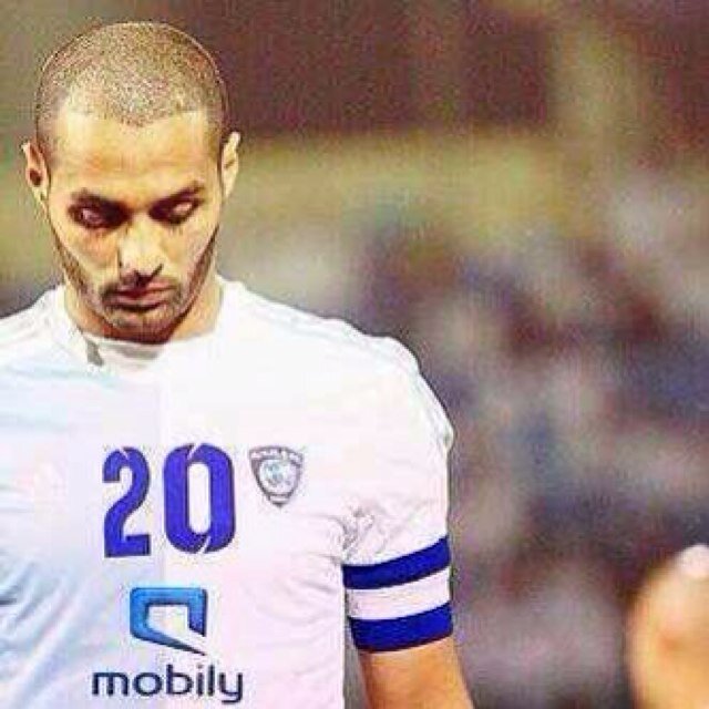 هلاليون .. واشربو من البحرر :$