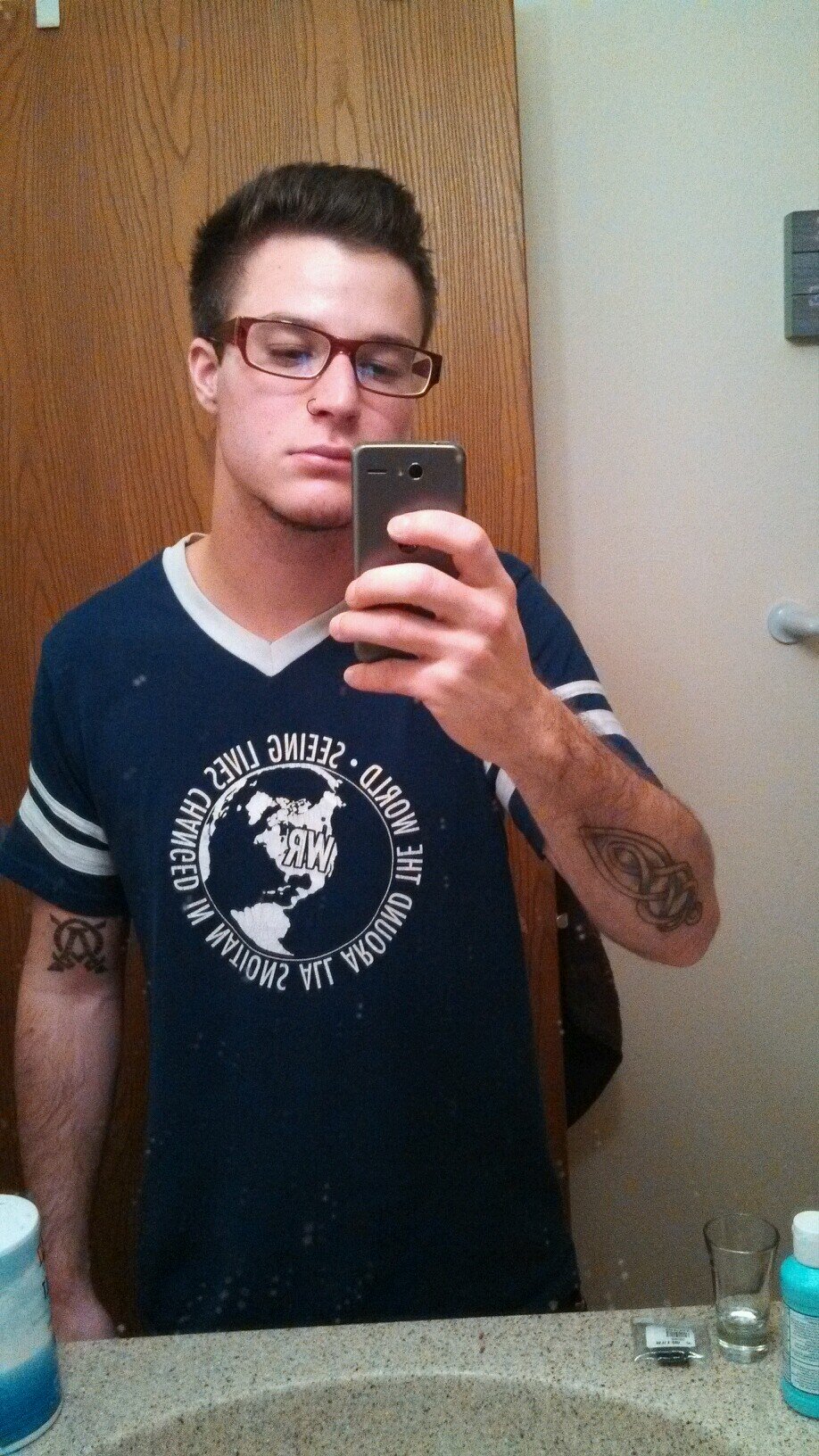 dbright607's profile picture. fitness, beats and tattoos