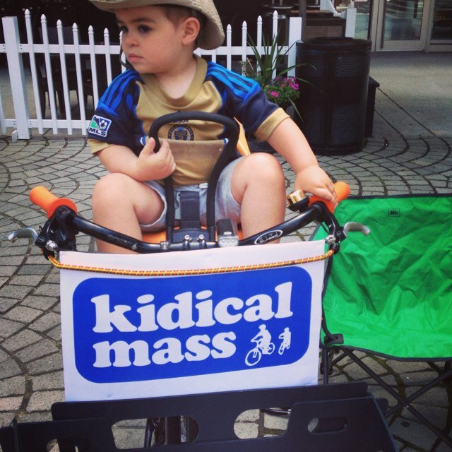 we get families biking in philly.