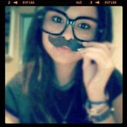 @justinbieber and @selenagomez is my idols ....I love them both !!!
