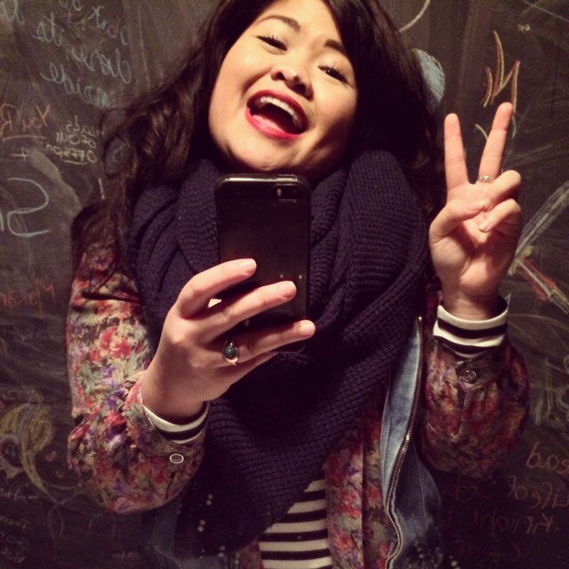 Theatre pretender. I make myself laugh.