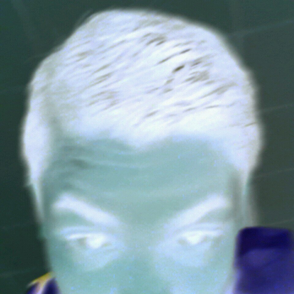 TheRealAlex19's profile picture. 