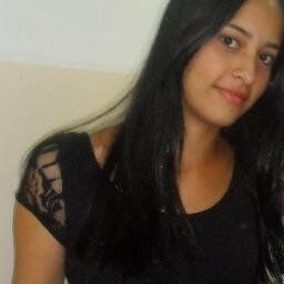 Que Deus me proteja da bondade de gente ruim e da maldade de gente boa.