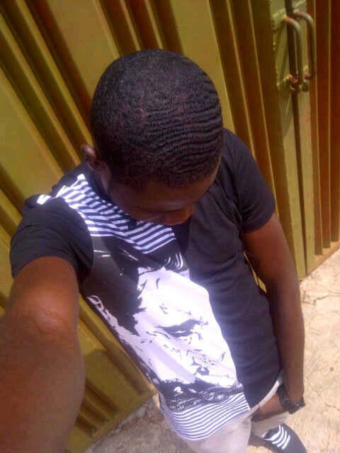 I am bobo...a footballer....a very hunmble and gentle person......just fun to be with.....