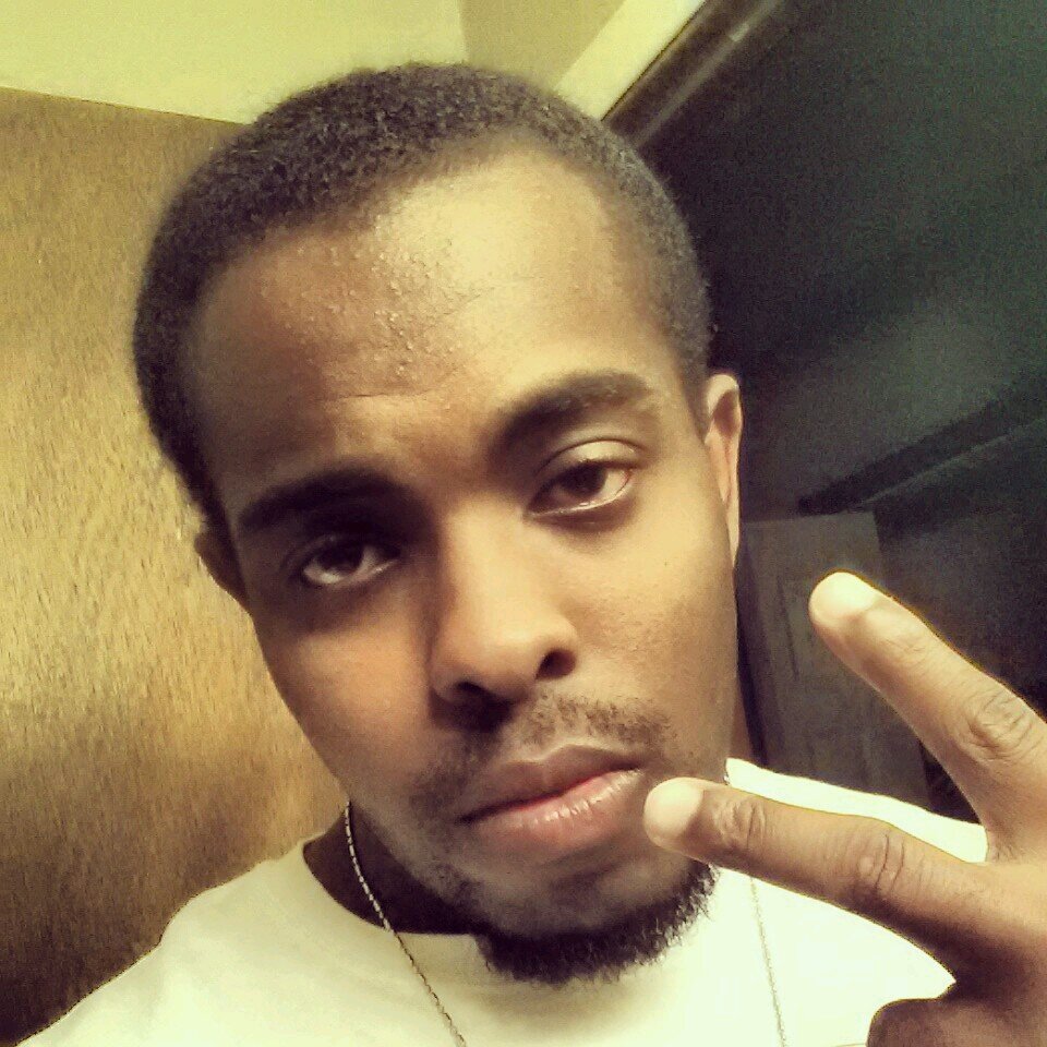 Hip hop activist, Poet, Visionary , Former United States Soldier!  #AyooNation #TeamFollowBack #TeamNoDaysOff  #LateNightJuicers  #Instagram