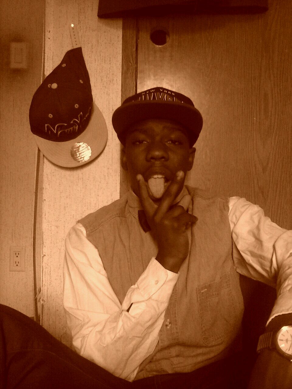 I aint got to much to say cause you should already know. The Era no Betta TEAM #Badass #ASAP #ARMEDFORCES #Swanky #GOD #ProEra  Follow me on IG:kidd_swanky