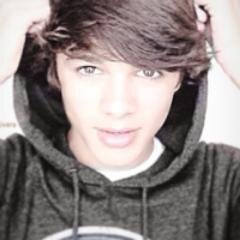 follow me on @imanmalek19