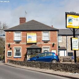 A Dorset Village Inn near to Weymouth & Dorchester & the famous Jurassic Coast. Popular gastro pub with converted stable 'B&B situated in Upwey Village.