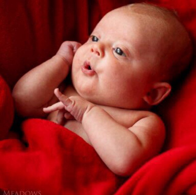 @BeautyRosalieH is my mommy and @MasterEmmCullen is my daddy! E#MoreBioToComeTheOlderIGet