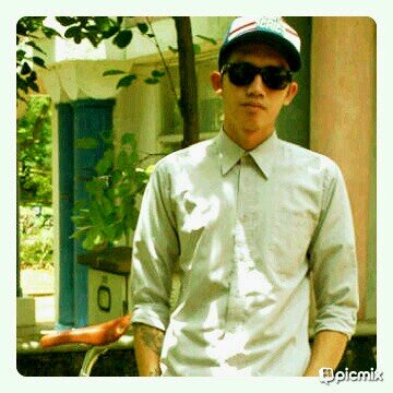 Tony_Agung's profile picture. I saved myself for someone sweet really cares