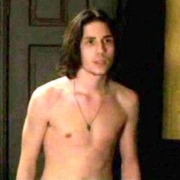 Roleplayer/Gay/Dominate I'm one of 3 Triplet sons Of @KingMFW and other father is unknown he left soon after birth never to be heard from again