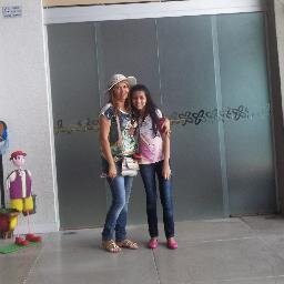 Twitter (Oficial) atriz -modelo                                                                                 Contatos : http://t.co/eOon0WltWT