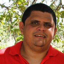 Cientista social, blogueiro, metido a resenhar filmes e outros temas afins. Professor de Sociologia e às vezes muito chato com assuntos que me são caros.