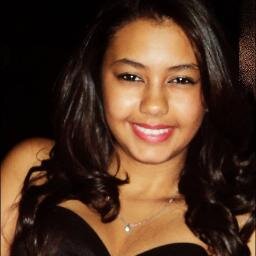 #Ela é intensa e tem mania de sentir por completo,de amar por completo e de ser por completo.s2